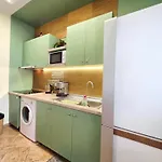 Reo's Appartement Golem (Tirana)