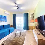 Reo's Appartement Golem (Tirana)