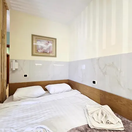 Apartamento Reo's Golem (Tirana)