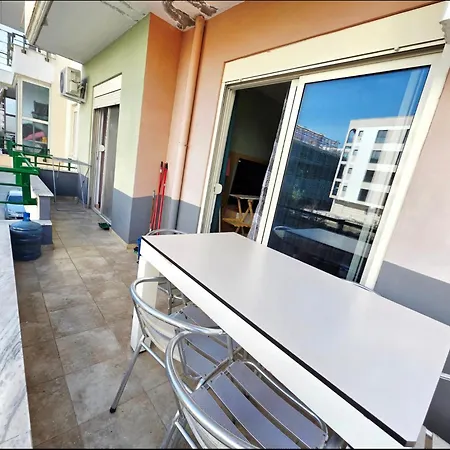 Appartement Reo's Golem (Tirana)