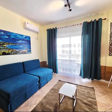 Reo's Apartamento Golem (Tirana)